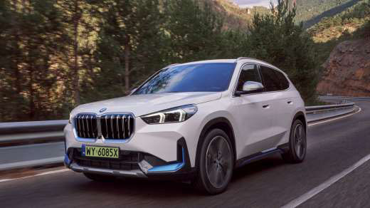 Bezpieczne prowadzenie dzięki niskiemu środkowi ciężkości.